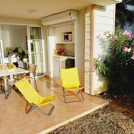 Studio Proprietaire Au Sein Du Village Pierre Et Vacances Сен-Лу Екстериор снимка