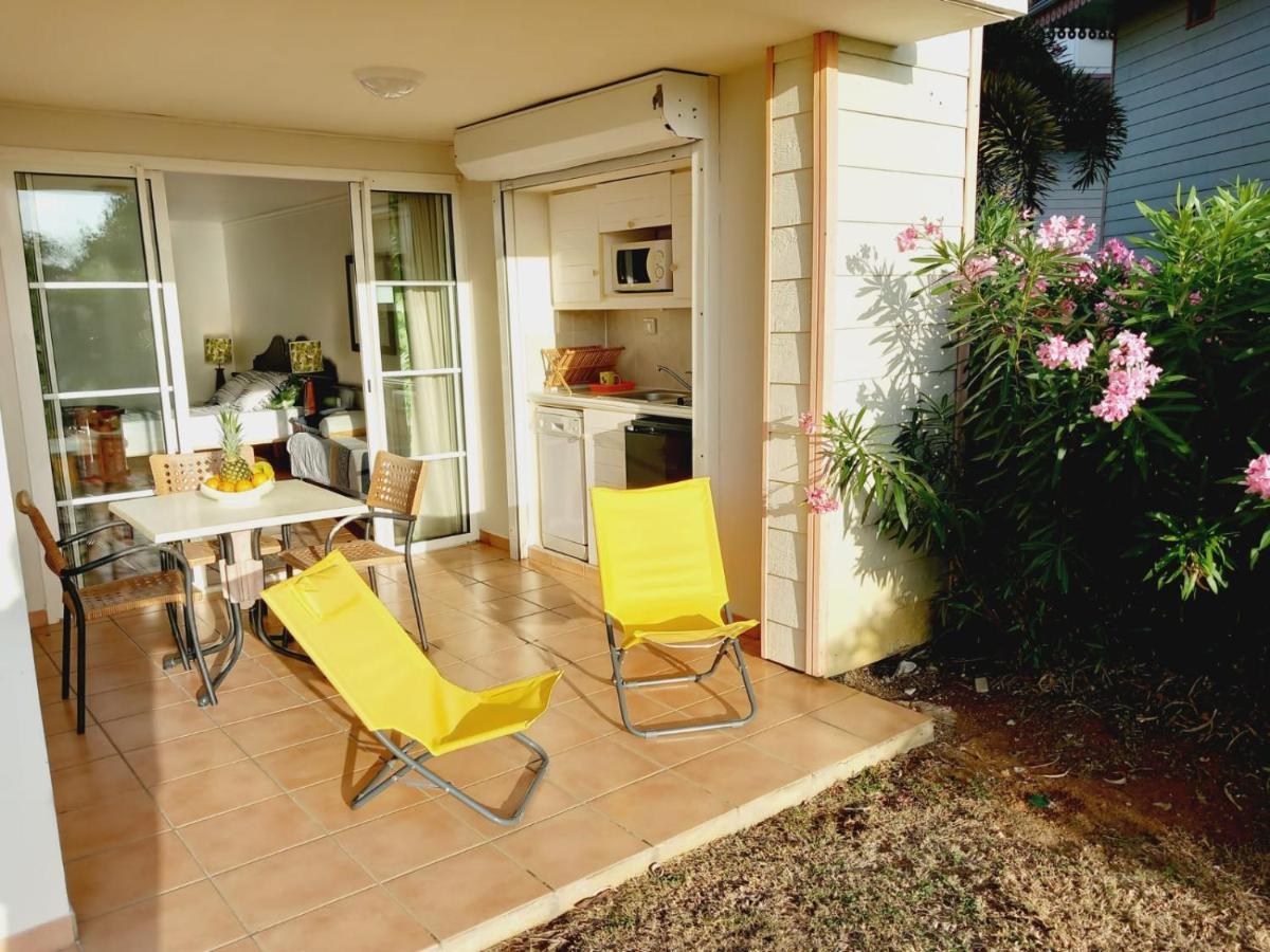 Studio Proprietaire Au Sein Du Village Pierre Et Vacances Сен-Лу Екстериор снимка